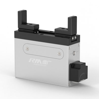 La pince électrique RobustMotion RM-GB-ITG avec contrôle de la force permet un contrôle de position multipoint et une mesure de la pièce